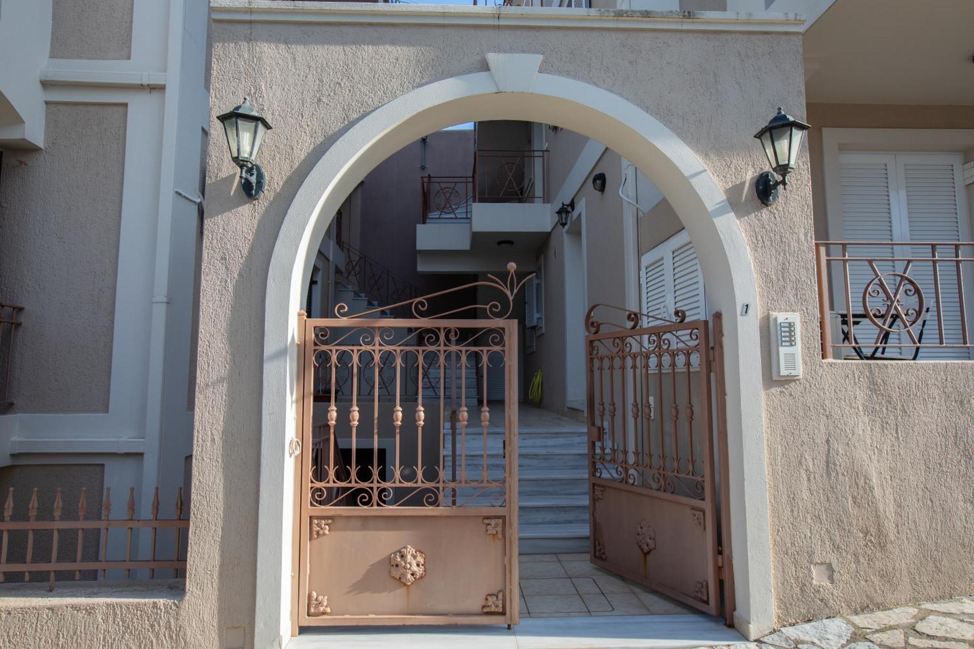 Elena'S Apartment 4 Аргостолион Екстериор снимка